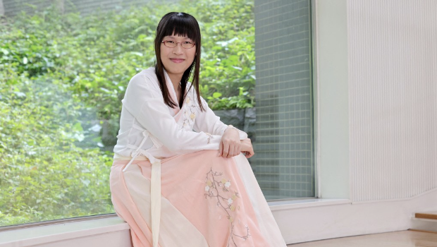 李琴峰获得芥川奖得接受传媒专访。